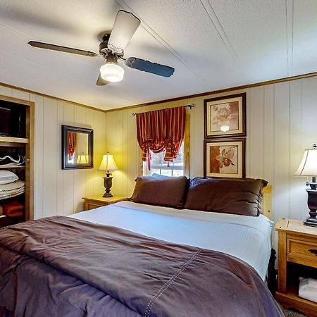 Pine Woods Cabin McHenry Εξωτερικό φωτογραφία