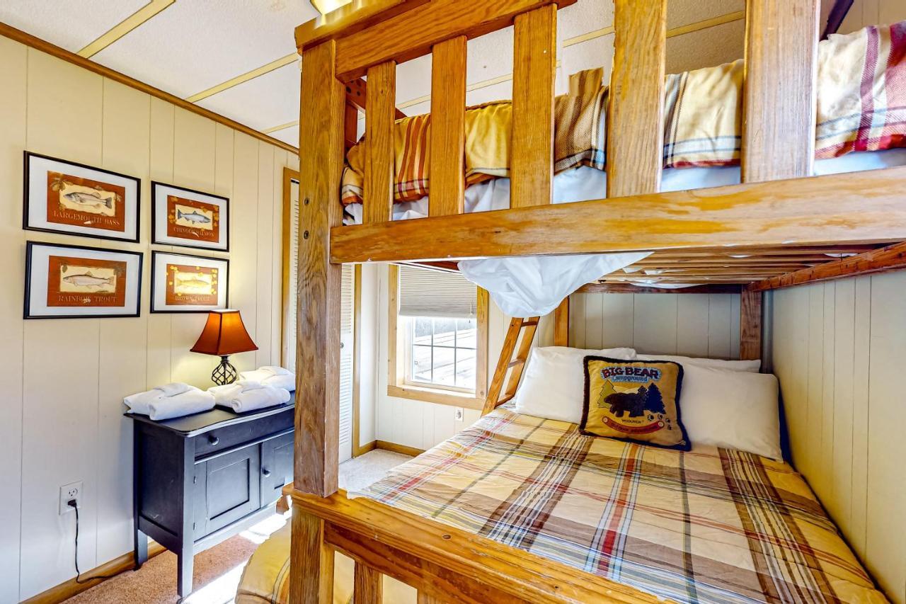 Pine Woods Cabin McHenry Εξωτερικό φωτογραφία