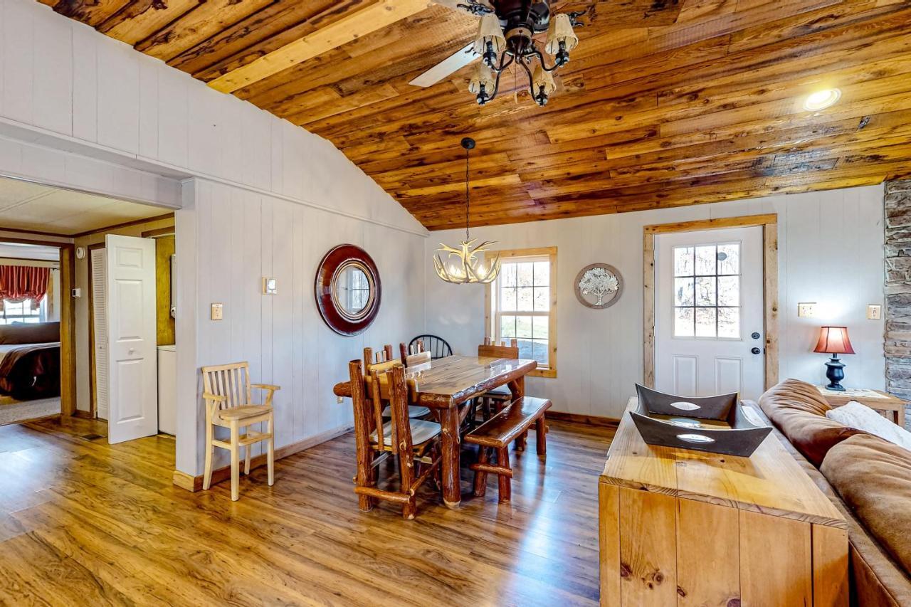 Pine Woods Cabin McHenry Εξωτερικό φωτογραφία