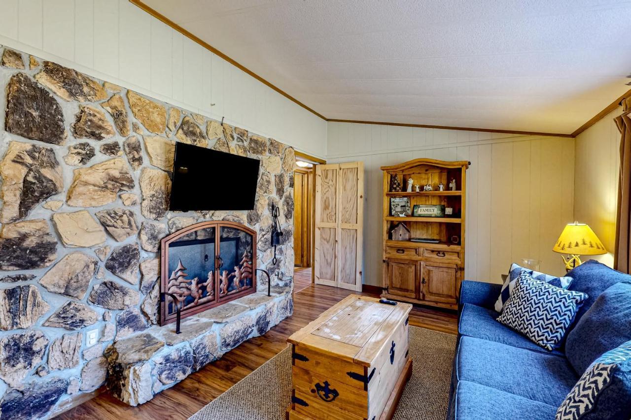 Pine Woods Cabin McHenry Εξωτερικό φωτογραφία